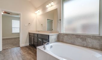 224 Gill Point Ln, Aledo, TX 76008