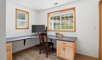 13708 NE 401ST Way, Amboy, WA 98601