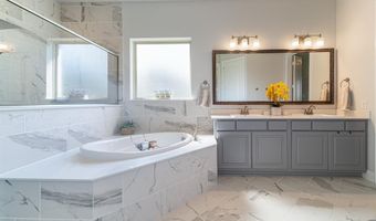 3001 Landmark Pl, Heath, TX 75126