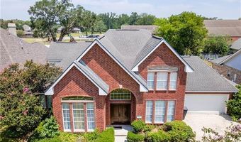 110 WOODCHASE Dr, Belle Chasse, LA 70037