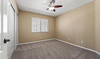 7520 E Toyon Ln, Anaheim, CA 92808