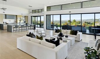 7663 E Corto, Anaheim, CA 92808