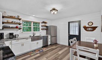 600 Shelton Ave, Ava, MO 65608