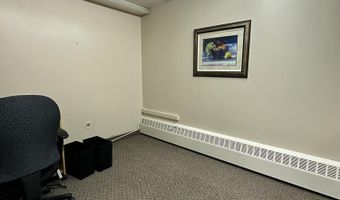 320 S 1st St, Aberdeen, SD 57401