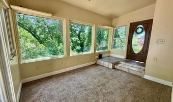 1907 S Shore Dr, Albert Lea, MN 56007
