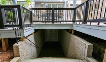 5114 WESSLING Ln, Bethesda, MD 20814