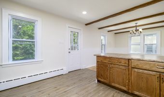 206 Ridgefield Ave, Bridgeport, CT 06610