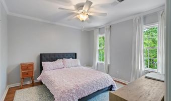 813 Lakeshore Dr, Berkeley Lake, GA 30096