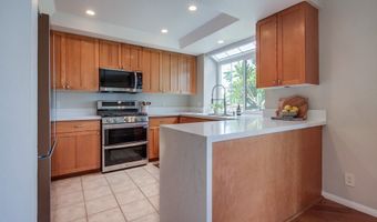 6970 Sandpiper Pl, Carlsbad, CA 92009