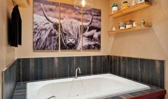 5685 VT Route 12, Barnard, VT 05031