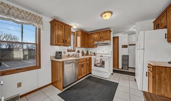 553 Burroughs Dr, Amherst, NY 14226