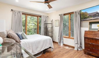 417 MALLARD Dr, Basye, VA 22810