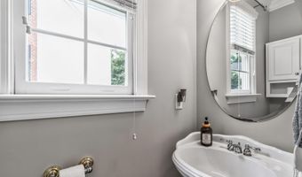 1204 N Alodie Ct, Apex, NC 27502