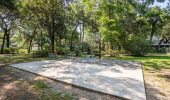 17 Hayek St, Beaufort, SC 29907