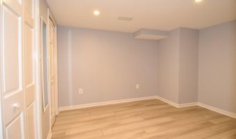 9309 REEF Ct, Alexandria, VA 22309