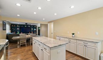417 Main St, Bayville, NJ 08721