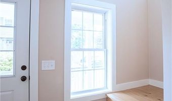 57 Callender Ave, Newport, RI 02840
