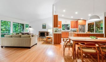 8004 PARK OVERLOOK Dr, Bethesda, MD 20817