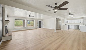 1065 W WHITELEY St, Apache Junction, AZ 85120