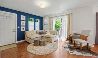 2214 McCall Dr, Ashland, OR 97520