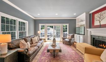 55 Woodland Ave, Allendale, NJ 07401