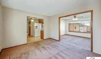 1614 Gateway Dr, Albert Lea, MN 56007