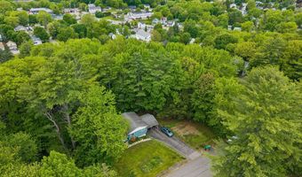 10 Ridgewood Dr, Augusta, ME 04330