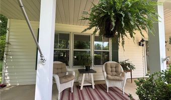 385 Cochran Rd, Aurora, OH 44202