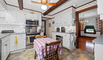 1101 YORKLYN Rd, Hockessin, DE 19707