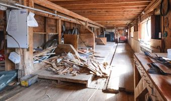 109 Sahagian Rd, Belgrade, ME 04917