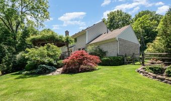 2150 Rose Meadow Ln, Anderson Twp., OH 45230