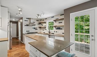 4522 Mulberry Fields Ln, Auburn, GA 30011