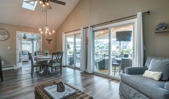 61 Yardarm Ct, Bayville, NJ 08721