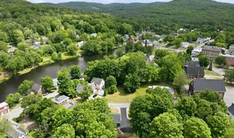 28 Cottage Pl, Ashland, NH 03217