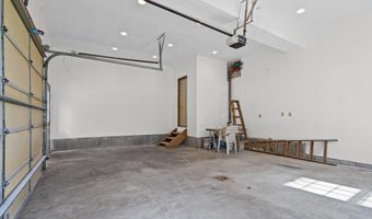 97 Lewis Rd, Altamont, NY 12009