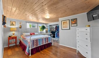 311 MAPLE St, Brookings, OR 97415