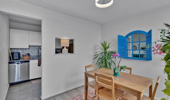 4390 LORCOM Ln 805, Arlington, VA 22207