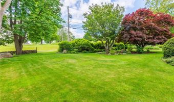 429 Woonsocket Hill Rd, North Smithfield, RI 02896