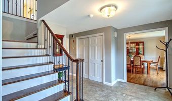 96 Windsong Rd, Cumberland, RI 02864