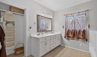 1241 S Hill Rd, Bernalillo, NM 87004