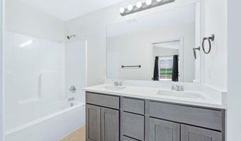 718 E Hedgewood, Andover, KS 67002