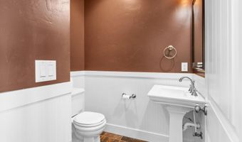 216 COLUMBINE St, Alpine, WY 83128