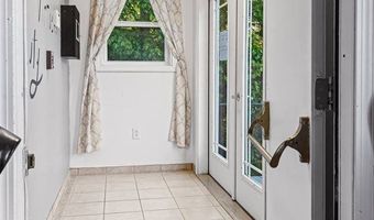 1520 Union St, Bangor, ME 04401