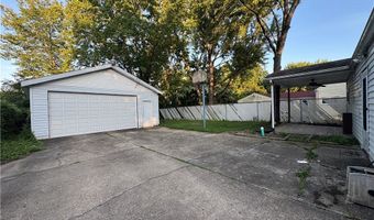 251 Idlewood Rd, Austintown, OH 44515
