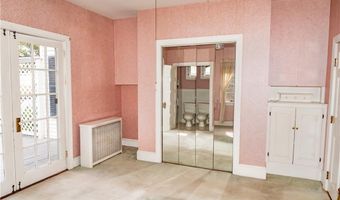 22 Colerick Ave, North Smithfield, RI 02896