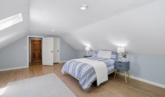 17 Candlewood Dr, Amherst, NH 03031