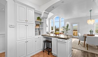 517 Lakota Way, Ashland, OR 97520