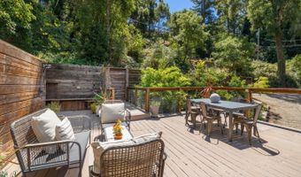 321 Valencia Rd, Aptos, CA 95003