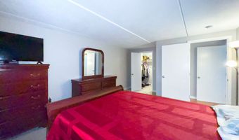 126 Triangle St APT B22, Danbury, CT 06810