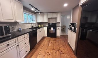 66 High St, Bath, ME 04530